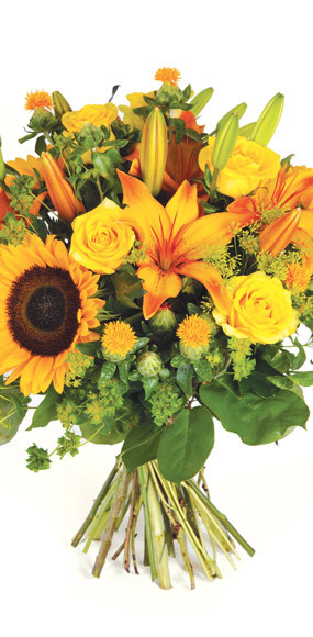 Zoom milieu bouquet de fleurs jaunes Soleil