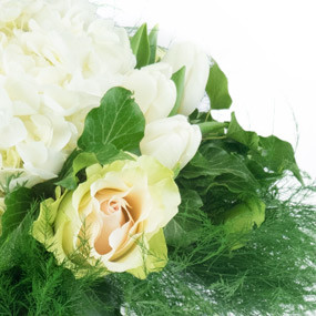 Zoom droit bouquet de fleurs Hortense