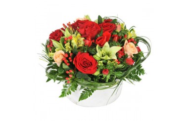 L'Agitateur Floral | image de la composition florale dans les tons rouges Muse