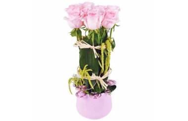 L'Agitateur Floral | image de la composition de roses roses du nom allons voir si la rose...