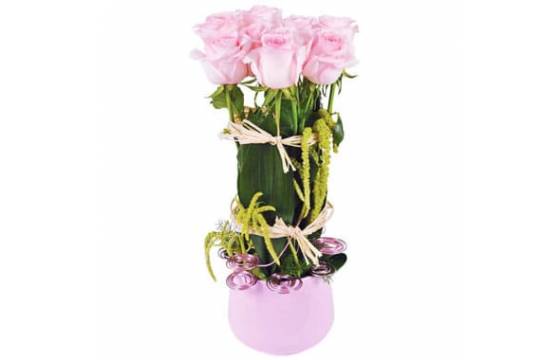 L'Agitateur Floral | image de la composition de roses roses du nom allons voir si la rose...