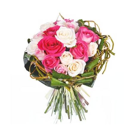 L'Agitateur Floral | image du bouquet rond de roses roses & blanches