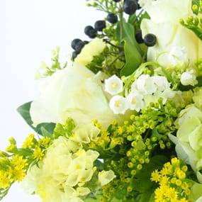 L'Agitateur Floral | zoom sur le Bouquet crème & jaune "Brin de Soleil"