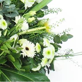 image de la Gerbe de fleurs à la main blanche "Luna" | L'Agitateur Floral