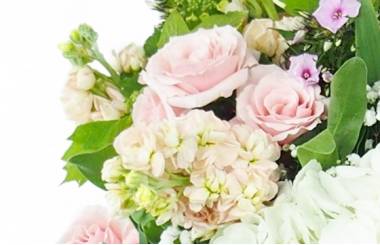 image de la Gerbe de fleurs à la main tons pastels "Aurore" | L'Agitateur Floral