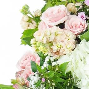 image de la Gerbe de fleurs à la main tons pastels "Aurore" | L'Agitateur Floral