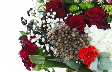 image de la Gerbe de fleurs à la main rouge et blanche "Hermès" | L'Agitateur Floral