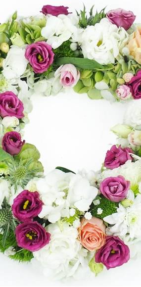 Image de la Petite couronne de fleurs piquées "Diane" | L'Agitateur Floral