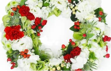 Image zoom de la petite couronne de fleurs rouges & blanches "Amon" | L'Agitateur Floral