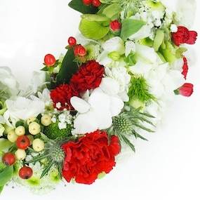 Zoom 3 de la petite couronne de fleurs rouges & blanches "Amon" | L'Agitateur Floral
