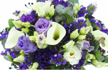 Zoom image principale : Bouquet rond blanc & violet "Ostrava"| L'Agitateur Floral