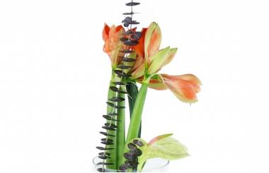 Zoom image Assemblage de fleurs en hauteur "Atlanta"| L'Agitateur Floral