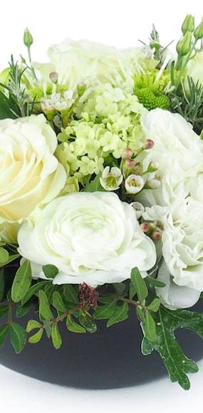 Zoom 2 image Composition de fleur blanche "Fontana"| L'Agitateur Floral