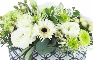 Zoom image Composition de fleur blanche "Dallas"| L'Agitateur Floral