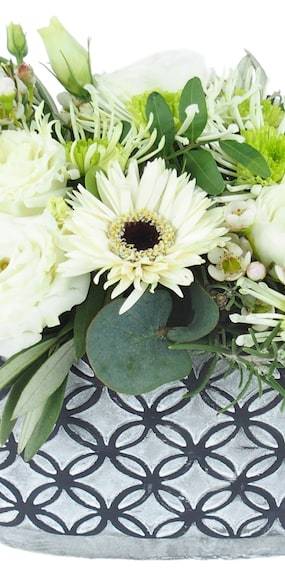 Zoom 3 image Composition de fleur blanche "Dallas"| L'Agitateur Floral