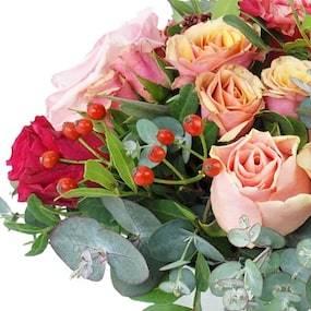 Zoom 1 image Composition florale ronde de rose "Caracas"| L'Agitateur Floral