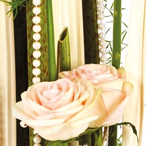 mozaïque : image d'une rose pâle