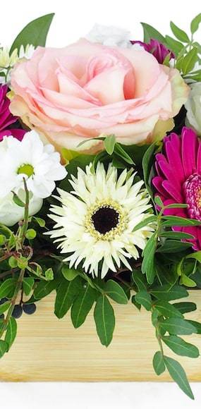 Zoom 3 image Composition florale rose & blanche "Puebla"| L'Agitateur Floral