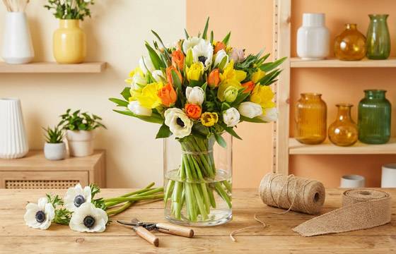 Bouquet Kiss Me sur le comptoir du fleuriste | L'Agitateur Floral