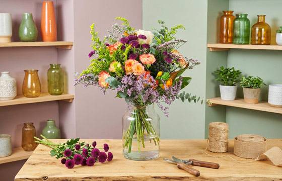 Bouquet Bucarest sur le comptoir du fleuriste | L'Agitateur Floral