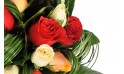 vue sur plusieurs roses du bouquet Joie